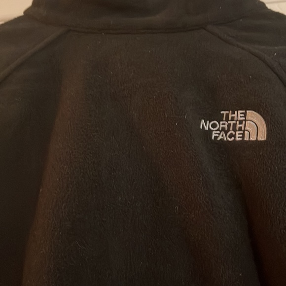 North Face Woman's Large Jacket - Picture 5 of 13